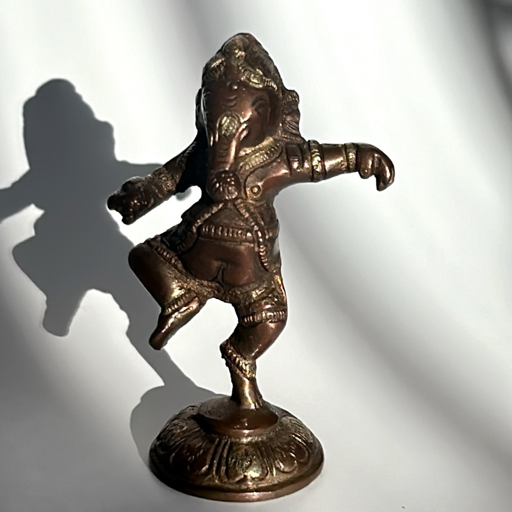 Antique Solid Brass Bronzed Figurine Ganesh Art Sculpture Home Decor 3 1/2” - Picture 8 of 15